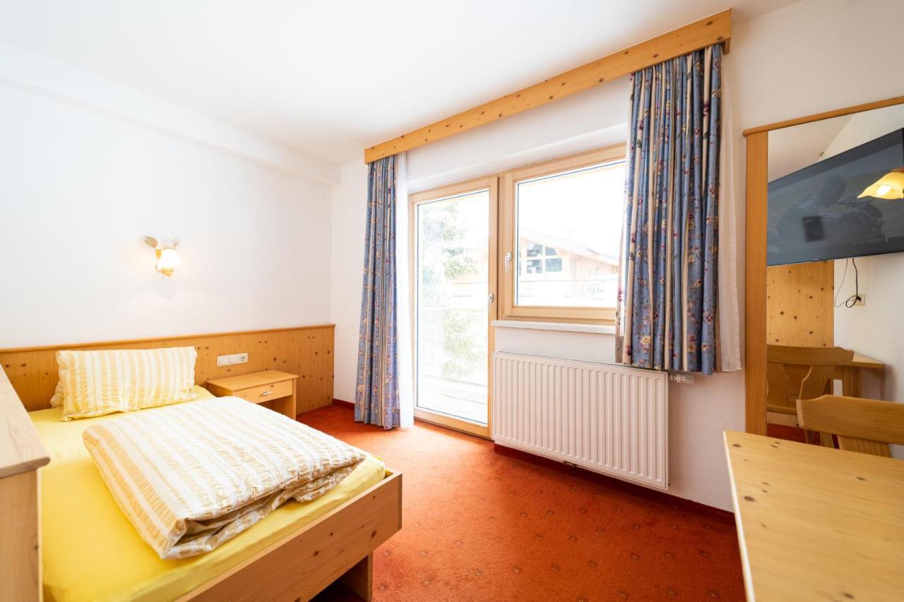 Appartamento Haus Rosmarie Sankt Anton am Arlberg Esterno foto