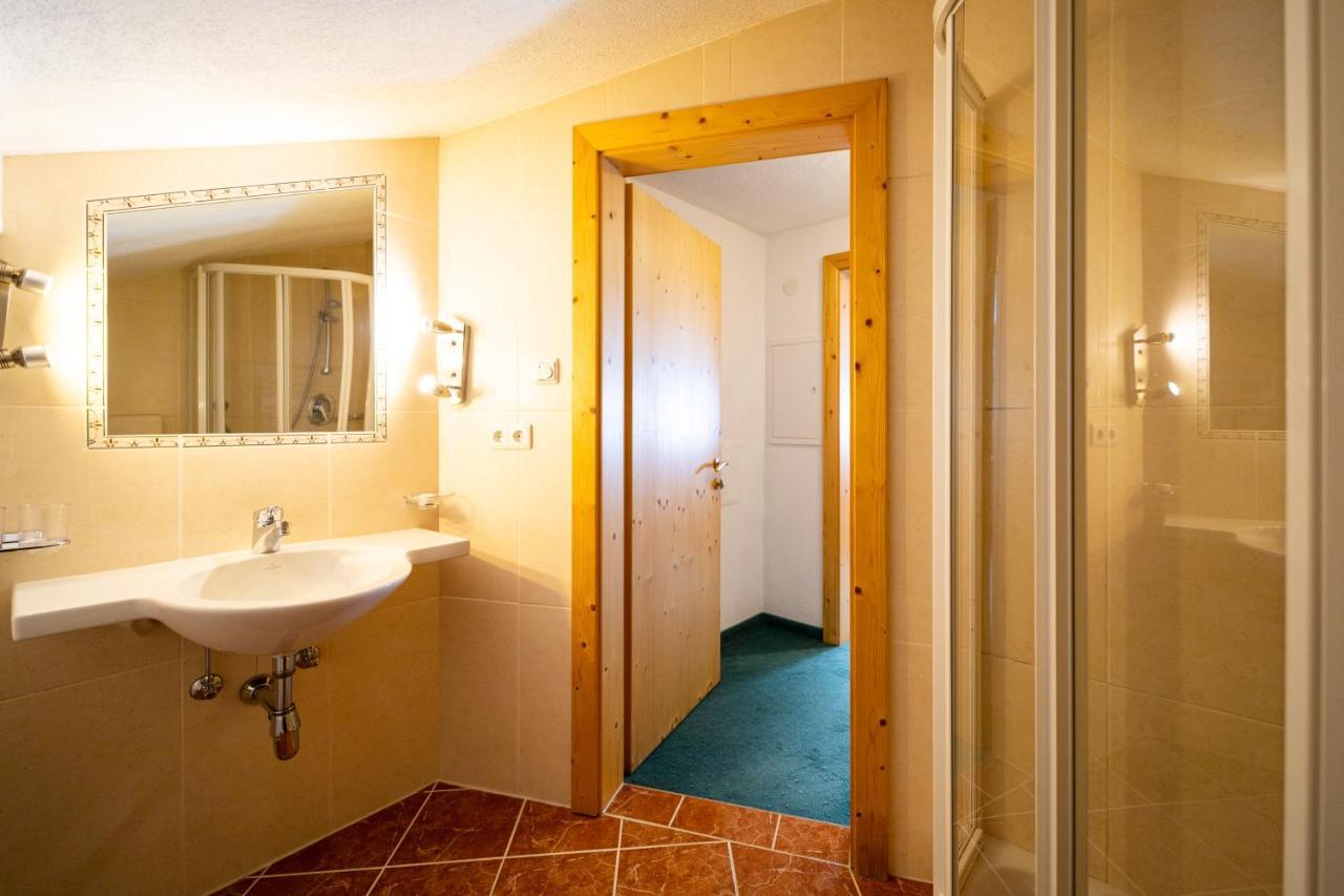 Appartamento Haus Rosmarie Sankt Anton am Arlberg Esterno foto
